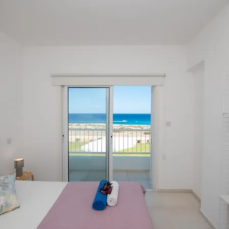 Jasmine Sea Front Villa *