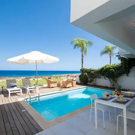 Villa Jasmine Sea Front Protaras