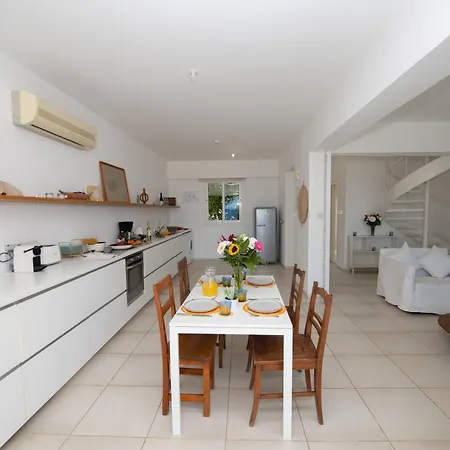 Jasmine Sea Front Vila *