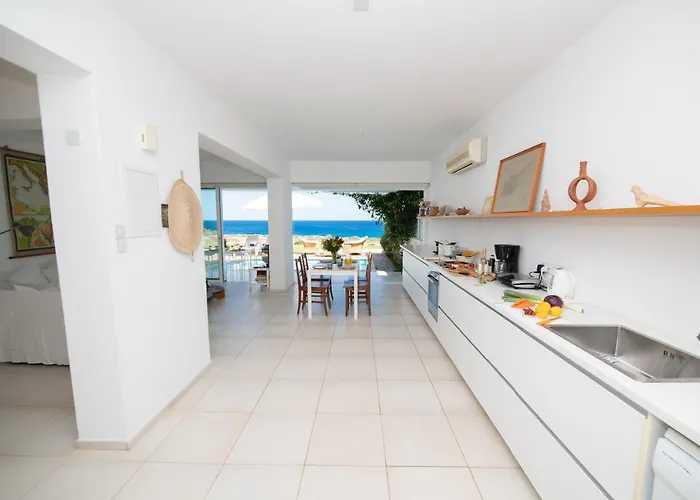 Jasmine Sea Front Villa *