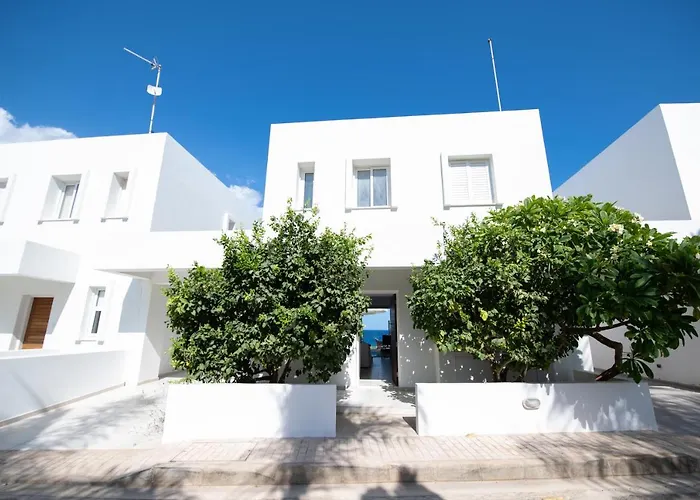 Jasmine Sea Front Villa Protaras