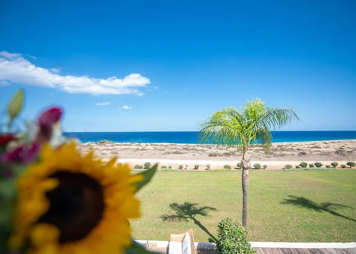 Villa Jasmine Sea Front